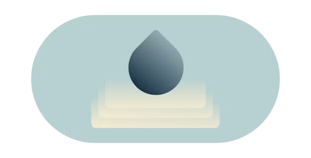 Su damlacığı dalgalanmalar yaratıyor.